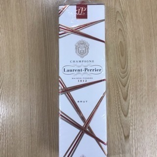 【英国王室御用達のシャンパン】 ローラン・ペリエ ラ キュベギフ...