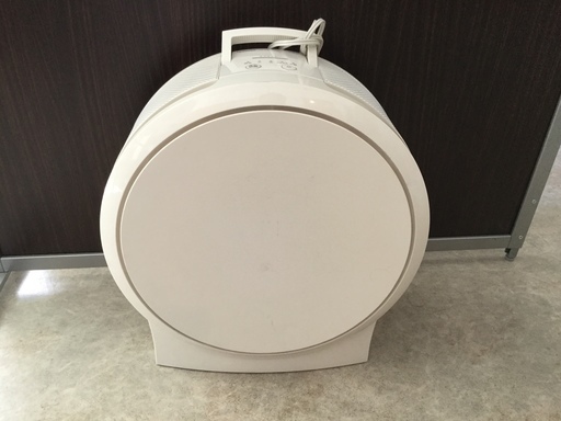 TOSHIBA 空気清浄機 白い