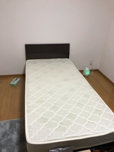 シングルベッド売ります