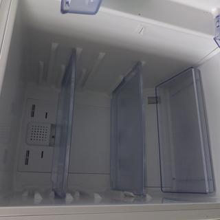 冷蔵庫 (冷蔵室: 92L, 冷凍室: 46 L)の画像