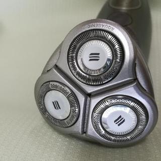 （値下げ) 　電動シェーバー　PHILIPS  HQ8870の画像
