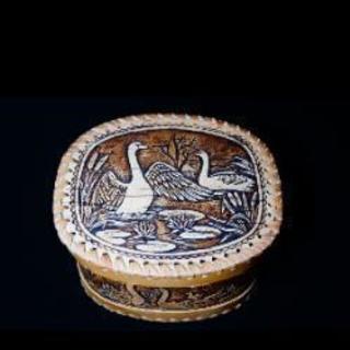 白鳥のベレスタ　小物入れ　白樺製　ロシア民芸品