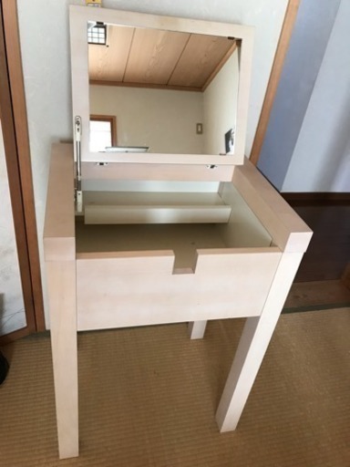 ドレッサー