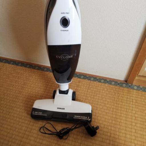 YAMAZENハンディー掃除機