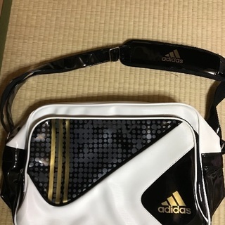 💟アディダス adidas スポーツバック エナメル💟ショルダー