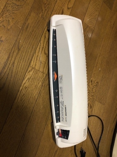 ラミネーター