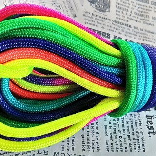 ★☆７芯 ９．５m ４mm☆★【レインボーカラー】パラコード★手芸など用★の画像