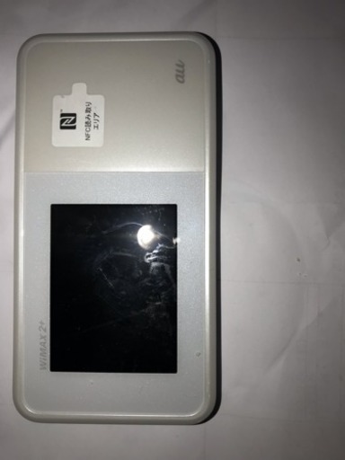 auのwifiルーターです。