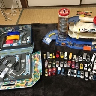 トミカとトミカビル、道路バッグ