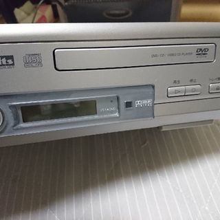シャープVHS+DVD CDプレイヤーの画像
