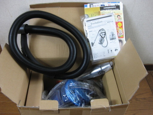 サイクロンクリーナー　エボリューション　青　VC-1215YC　（未使用品）