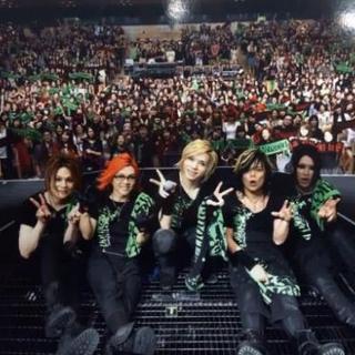 team Acid Black Cherryの方