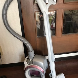 シャープ製掃除機 2000円で譲ります