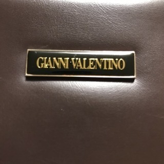 値下げしました！GIANNI VALENTINOハンドバックの画像