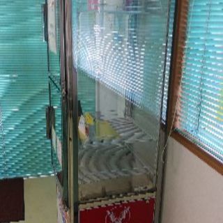 sanyo 冷蔵ショーケースの画像