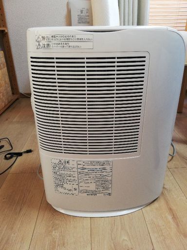 パナソニック 衣類乾燥除湿機 17年製 F-YZP60