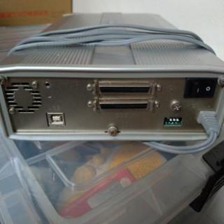 【交渉中】貴重:SCSI_USB対応外付DVDドライブの画像
