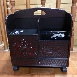 鎌倉彫☆物入れ&スタンド 用途いろいろ ローラー付き