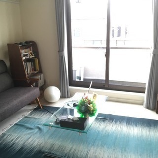 ガラステーブル★ガラスローテーブル 美品の画像