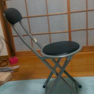 折りたたみパイプ椅子