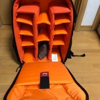 新品 Amazonベーシック カメラバッグ デジタル一眼レフ&ノートパソコン用リュック 元箱付きの画像