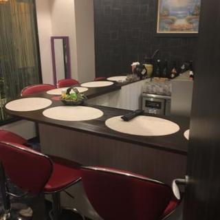 カフェ　Barのスタッフ募集中