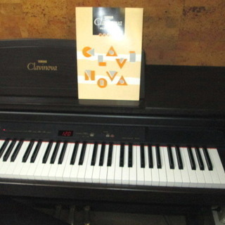 電子ピアノ　YAMAHAクラビノーバ　CLP-511の画像