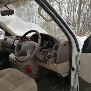 グランドハイエース 4WD 3000ccディーゼル1KZ リミテッドエクセレントエディション 7人乗り オートスライドドア 平成13年 北海道札幌近郊の画像