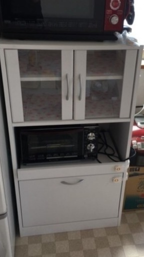 食器棚