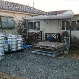 越谷市せんげん台近くで 格安貸地 分割 作業場シェア、 御社のビジネスサポートします レンタルトラック、レンタカー可能、フォークリフトは無料で利用できます - 賃貸（マンション/一戸建て）