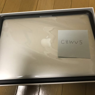 Apple MacBook Air  2017(13インチ, 1.8GHzデュアルコアIntel Core i5プロセッサ, 128GB)の画像