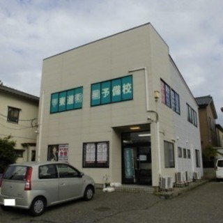 国道116号線沿い! 塾等に適します☆ 賃料216,000円(税...