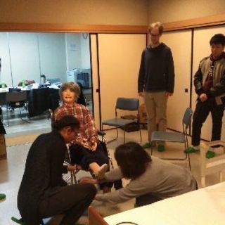 一緒に介護をしませんか？介護経験は今後の人生に活かされます！