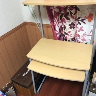 パソコンデスク