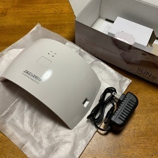 UVとLEDダブルライト 24W ネイルドライヤー 赤外線検知＆タイマー機能の画像