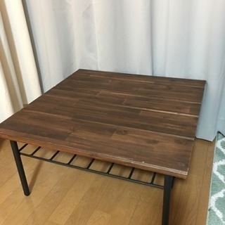 センターテーブル