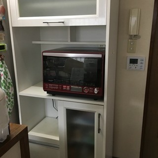 キッチン収納キャビネット