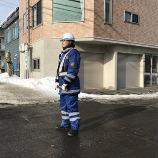 日払いOK(規定あり)☆交通誘導
