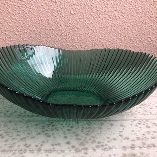 ガラスボール 緑の画像