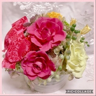 プリザーブドフラワーとハーバリウムボールペンのセット🌼の画像