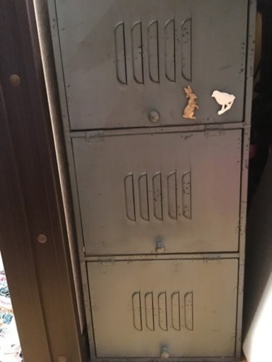 収納飾り棚