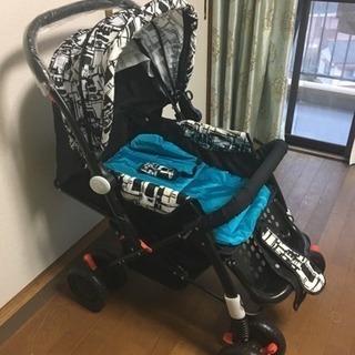 ほぼ新品★A型ベビーカー  新生児 幅広いベビーカー
