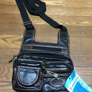 未使用品の肩掛けバッグの画像