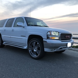 2000年式　GMC　YUKON　XL　ユーコン　新車並行　カスタム多数　タホ　サバーバン　エスカレード　　値下げ可の画像