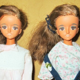 ☆タカラトミー TAKARA TOMY 1981 フィギュア2体 ベッド付き◆リカちゃん、ジェニーちゃん世代の方への画像