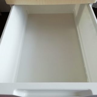 三段チェスト　キャスター付　ウッドトップチェスト　白　ナチュラルの画像