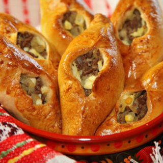 【ロシア料理教室 （外国語対応/ホームステイ）】ボルシチ、ピロシキなどのロシアの伝統料理を作りましょう！の画像
