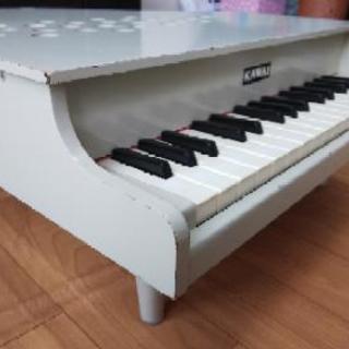 カワイ ミニピアノ