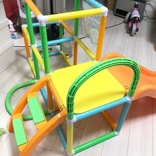 アンパンマンのジャングルジムの画像