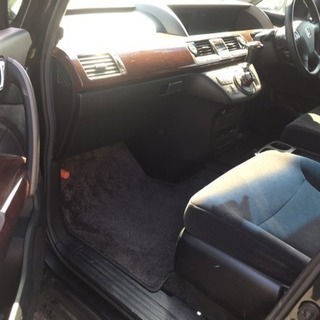 ファミリーカーに最適な平成18年式エリシオン！走行中でもDVDがナビ&後部座席で見れちゃう！！の画像